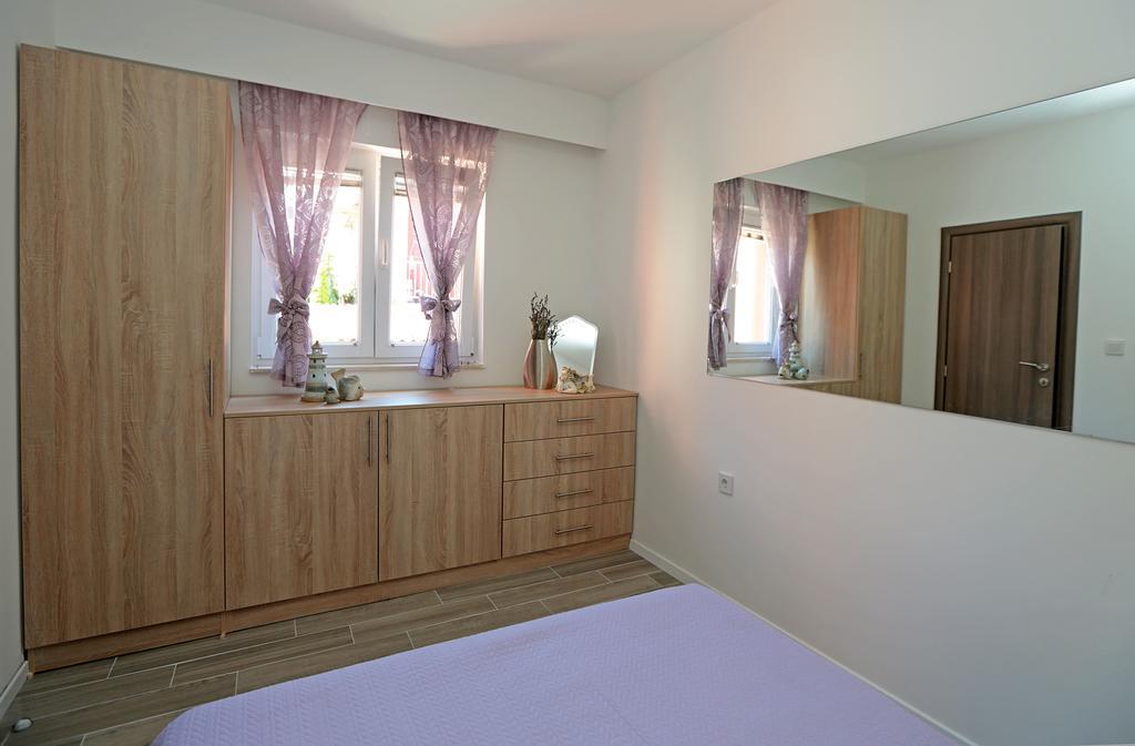 Appartement Catherine'S Garden à Šibenik Chambre photo